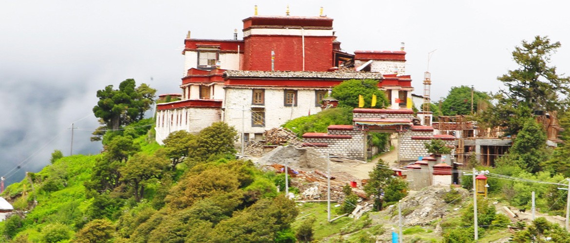 Chim-puk Hermitage is located in the summit of a high mountain to the northeast of Samye. Chim-puk Hermitage is located in the summit of a high mountain to the northeast of Samye.