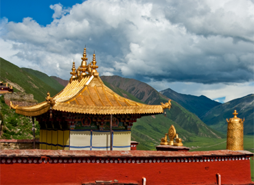 Drigung Til Monastery has a long history, splendid culture, unique inheritance, and cultivation system. Drigung Til Monastery has a long history, splendid culture, unique inheritance, and cultivation system.