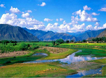 Lulang means Dragon King Valley in Tibetan, also known a place of Forget Home. Lulang means Dragon King Valley in Tibetan, also known a place of Forget Home.