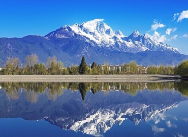 Jade Dragon Snow Mountain definitely deserves your visiting for its stunning natural scenery. Jade Dragon Snow Mountain definitely deserves your visiting for its stunning natural scenery.
