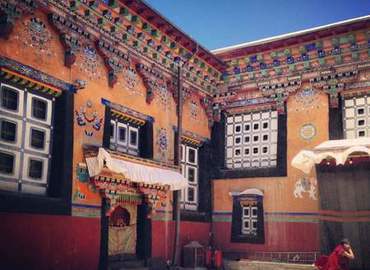 The mural in this monastery is exquisite beyond compare. The mural in this monastery is exquisite beyond compare.