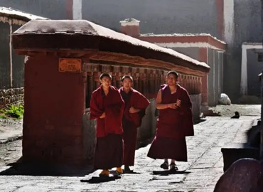 Lhasa Shigatse Everest Base Camp Sakya Tour Lhasa Shigatse Everest Base Camp Sakya Tour