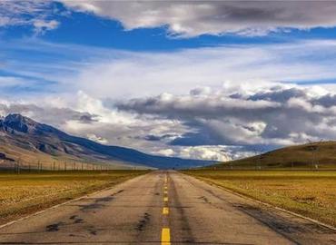 318 national way, which starts from Shanghai to Shigatse, with total length 5476 kilometers.