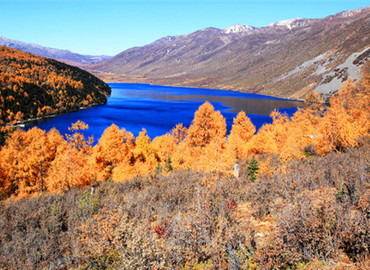 Mugecuo Lake in Autumn Mugecuo Lake in Autumn