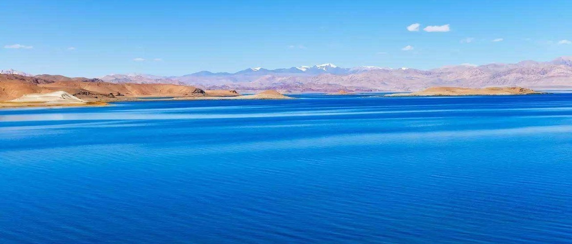 Peikutso Lake is the largest lake in Shigatse. Although it's not famous, it's beautiful as a fairyland. Peikutso Lake is the largest lake in Shigatse. Although it's not famous, it's beautiful as a fairyland.