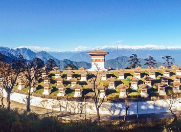 108 Druk Wangyal Chortens 108 Druk Wangyal Chortens