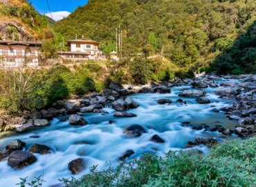 The sceneries of Phobjikha Valley are one of the best you'll see in Bhutan. The sceneries of Phobjikha Valley are one of the best you'll see in Bhutan.