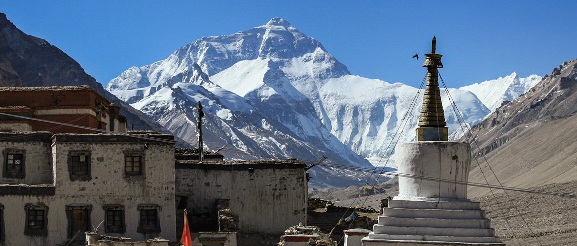 Tingri County in Tibet