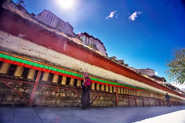 prayer wheels