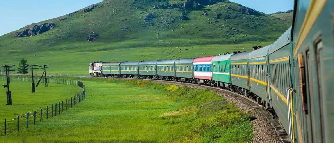 Amazing scenery along with Beijing to Ulaanbaatar railway. Amazing scenery along with Beijing to Ulaanbaatar railway.