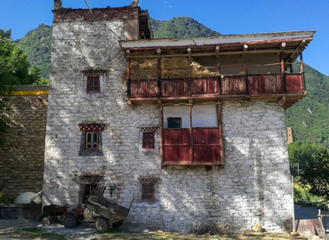tibetan houses