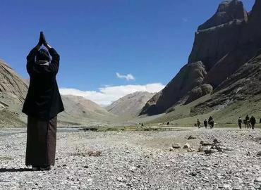 Worship Mt.Kailash Mt Kailash Kora with Mt Everest Tour