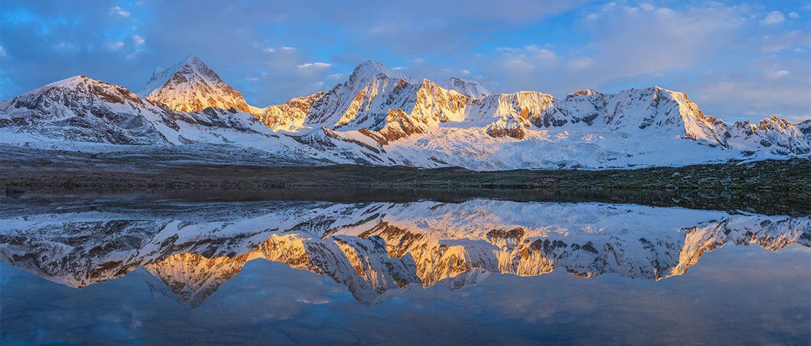 Kula Kangri Top Scenic Hiking Route in Tibet